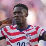 FIFA ‘Putihkan’ Kartu Merah Folarin Balogun